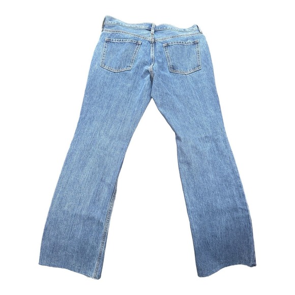 Old Navy Low Rise Bootcut Jeans Women's 10 Distressed Denim NWT‎ - Picture 2 of 4